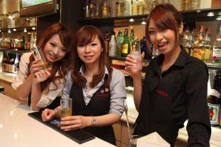Girls Bar Mars ガールズバーマーズ ミミジョブ Com 東京都 千葉 神奈川 埼玉の高収入アルバイト ナイトワーク専門情報サイトです